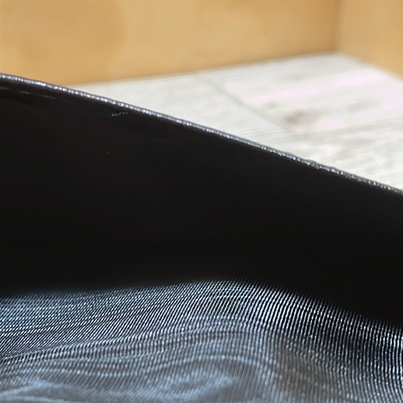 Vintage Deluxe Black Leather Passport Wallet - Picture 5 of 10